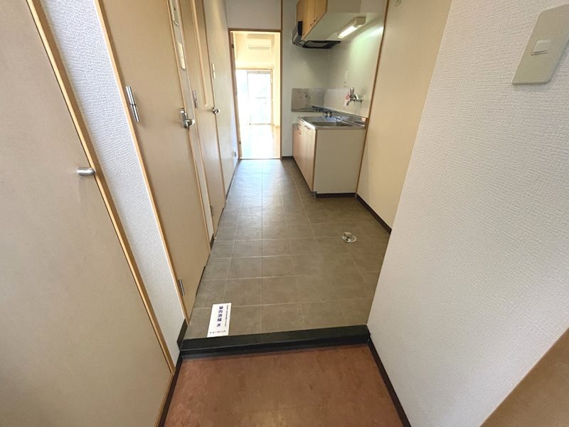 玄関　別号室イメージ