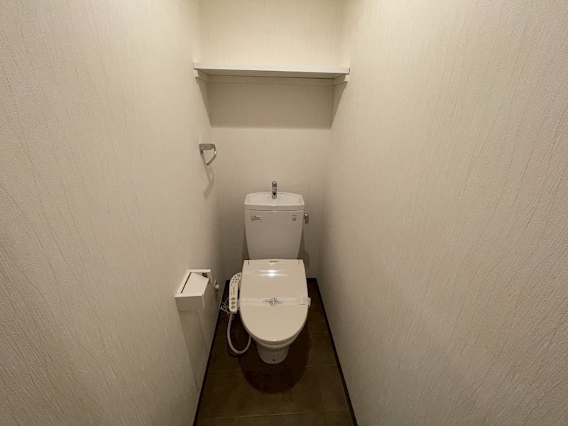 トイレ　別号室イメージ