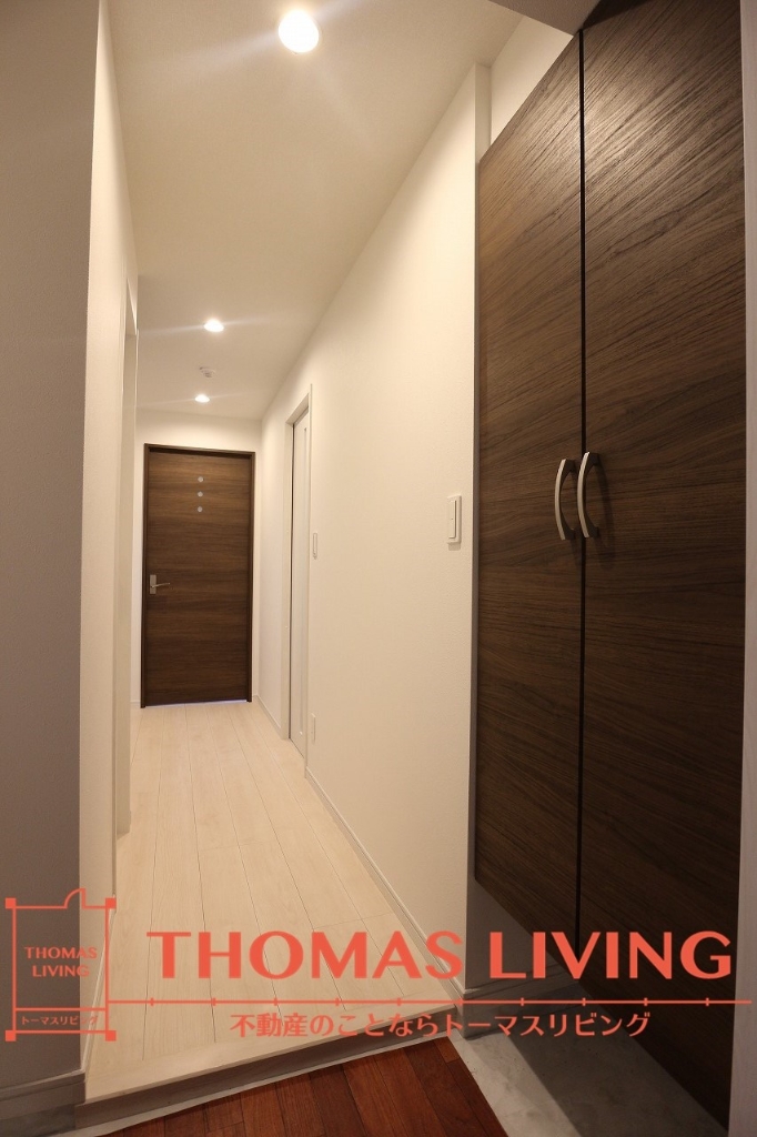 玄関　同じ物件の別のお部屋です。