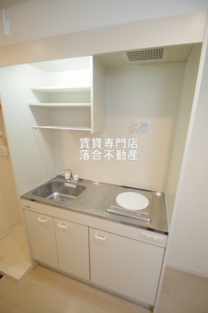 キッチン　IHコンロ付き