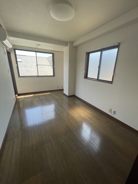 居室・リビング　★前回募集時の写真です