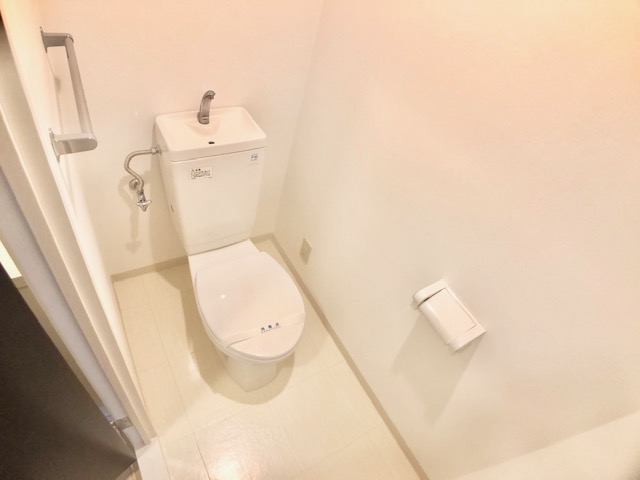 トイレ　ウォシュレットの設置が出来る綺麗なトイレ