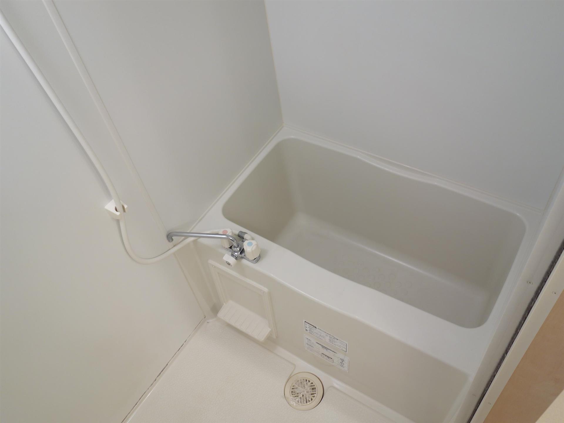 バス・シャワールーム　雨の日に便利な浴室乾燥機付バスルーム♪