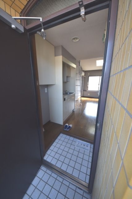 玄関　★お部屋探しは株式会社タウンハウジング東京まで★