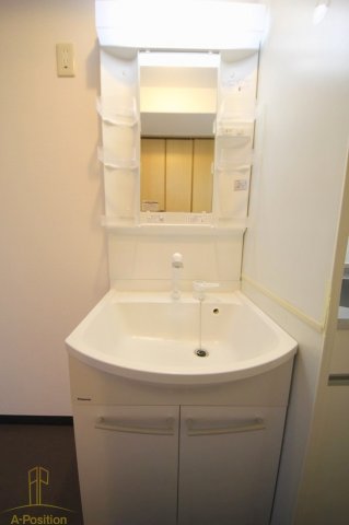 洗面設備　プレミアム新町III