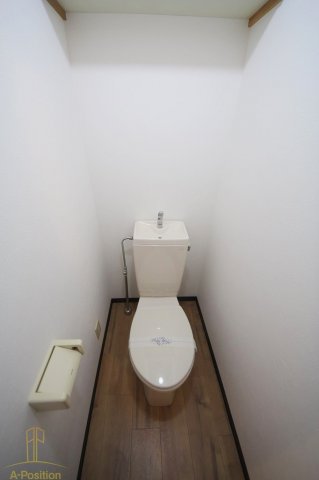 トイレ　プレミアム新町III