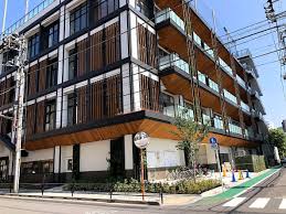 小学校　台東区立蔵前小学校（小学校）まで1722m