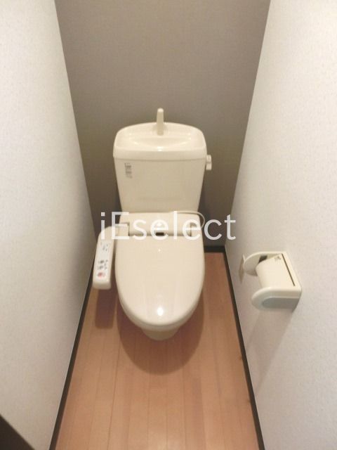 トイレ　ウォシュレット完備