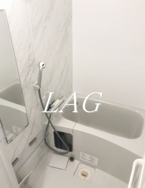 バス・シャワールーム　お風呂です。