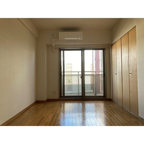 居室・リビング　エアコン付きで初期費用を抑えられます♪