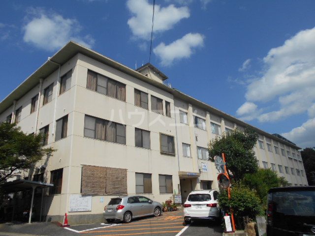 病院　高雄病院（病院）まで747m