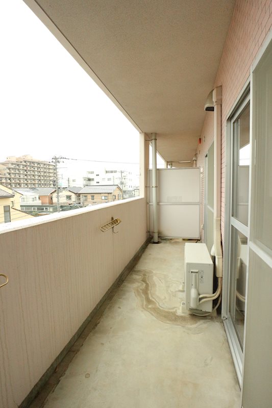 バルコニー　※別部屋の写真になります
