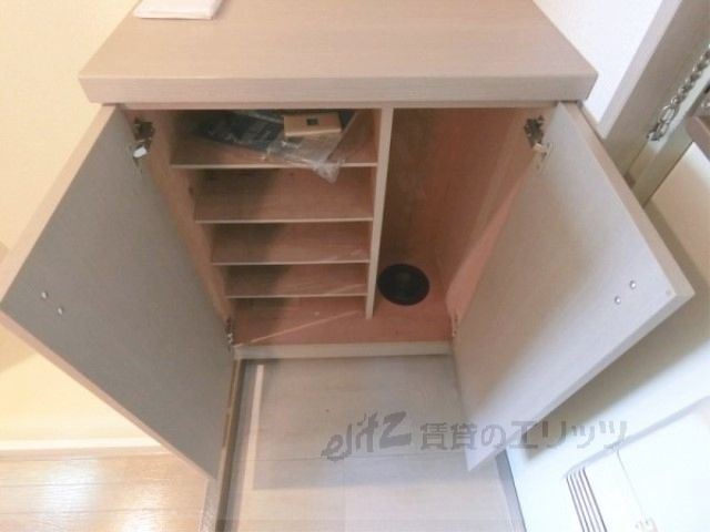 その他設備　下駄箱