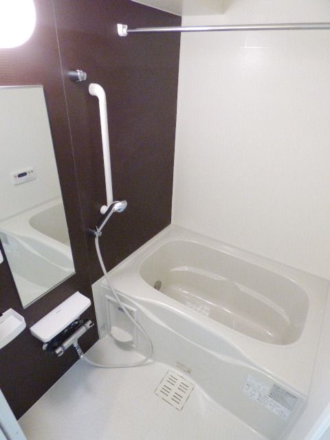 バス・シャワールーム　追焚き・浴室乾燥機付き★