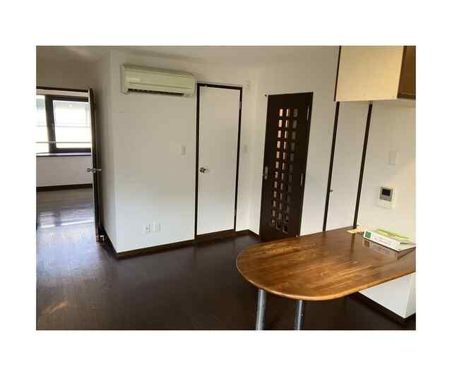 居室・リビング　クレスト高輪