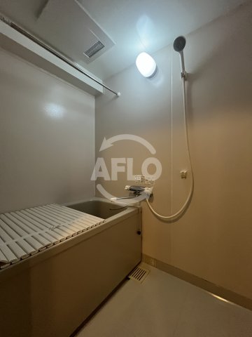 バス・シャワールーム　第17関根マンション　浴室