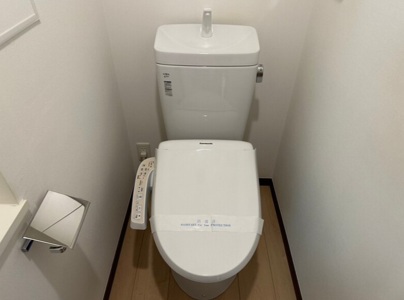 トイレ　トイレ