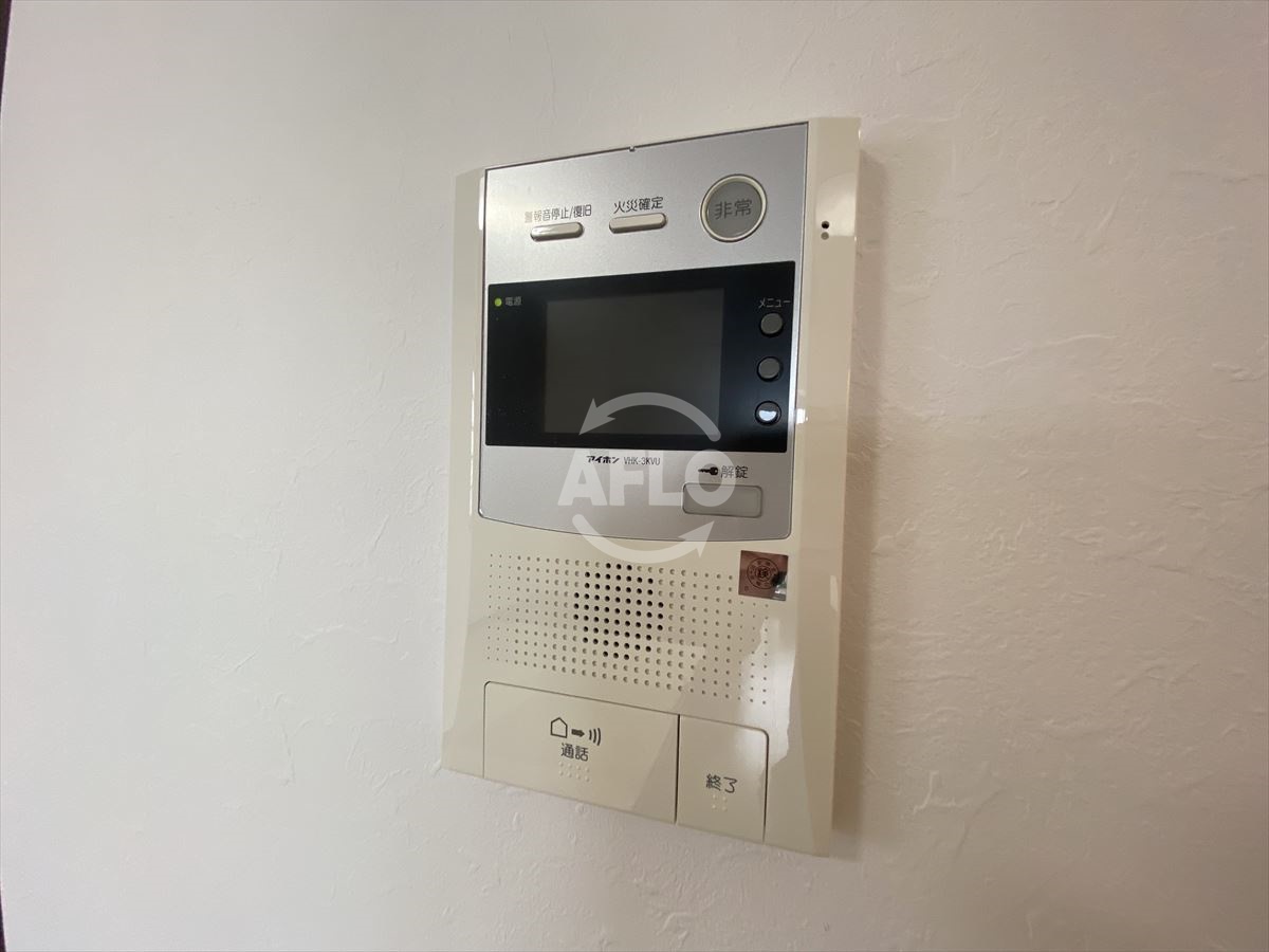 セキュリティ　プレジオ本町　TVモニター付きインターホン