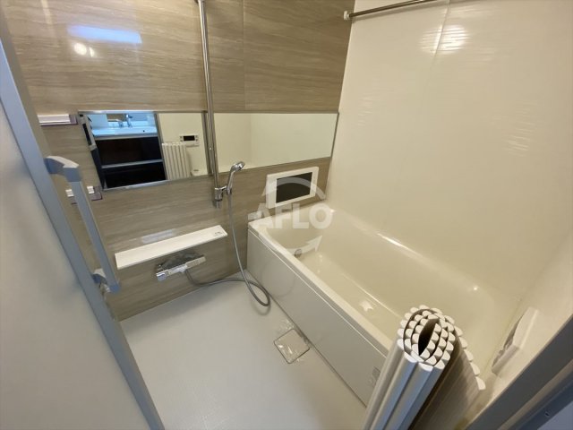 バス・シャワールーム　プレジオ本町　浴室