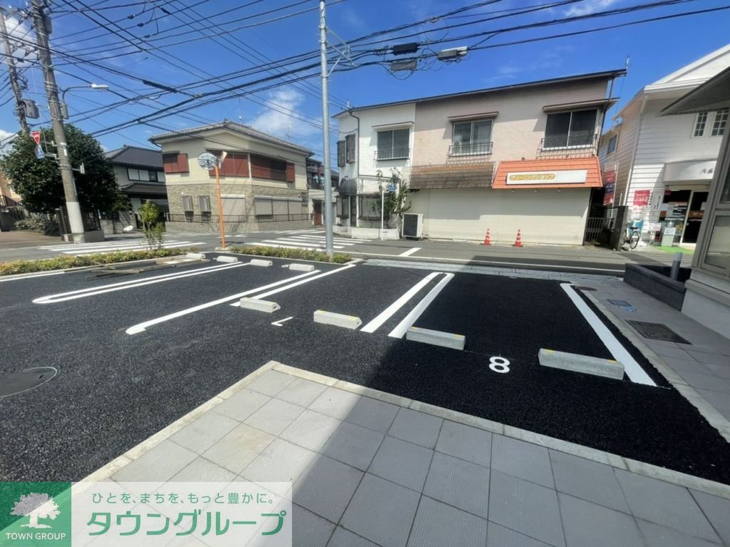 駐車場　駐車場