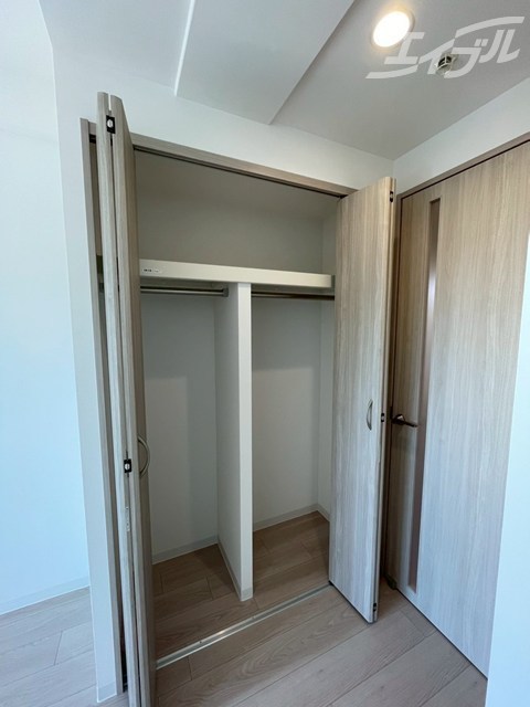 収納　仕切り付き収納で用途に合わせて分けて使えます！