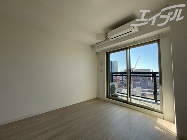 居室・リビング　洋室６．３帖で一人暮らしに最適！