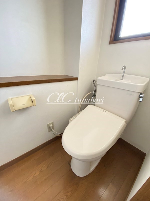 トイレ　参考写真