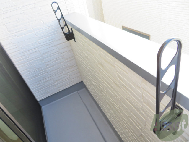 バルコニー　バルコニーは一人分のお洗濯物なら問題なさそうです