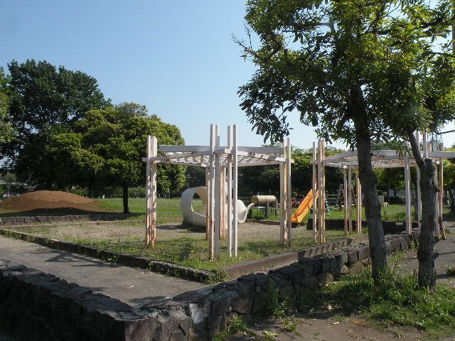 公園　公園（公園）まで300m