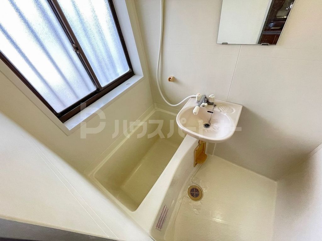 バス・シャワールーム　バス