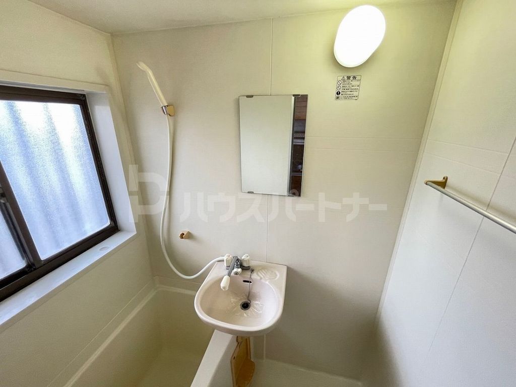 洗面設備　バス