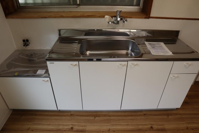 キッチン　キッチンは新しくしています。