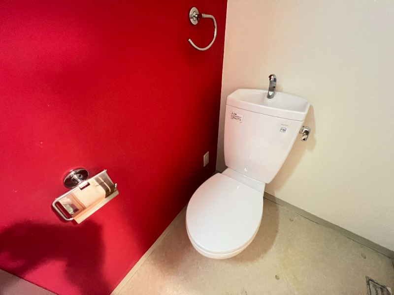 トイレ　別号室