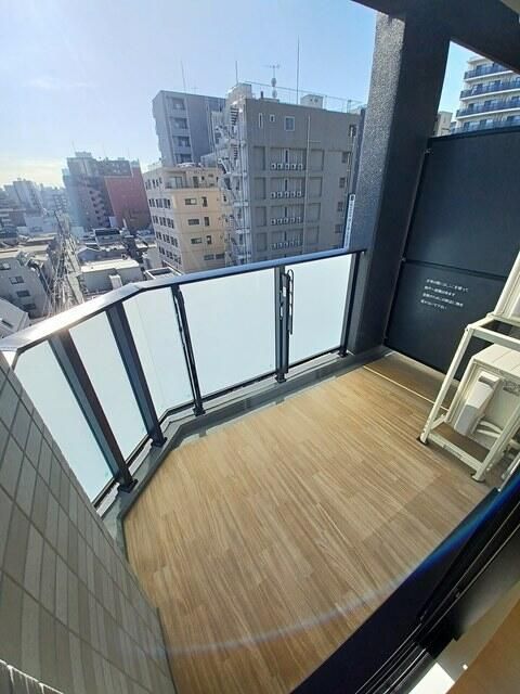 バルコニー　スアヴィス三ノ輪