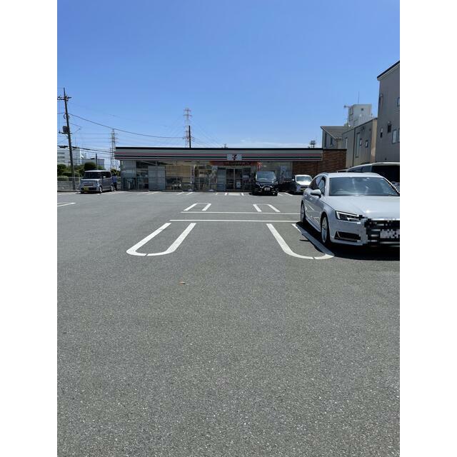 コンビニ　セブンイレブン厚木岡田４丁目店（コンビニ）まで245m