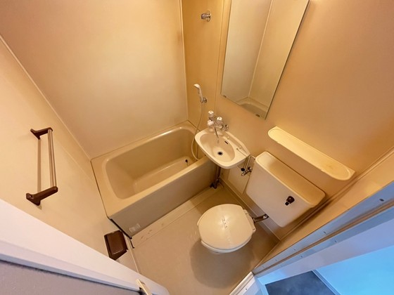 洗面設備　※別部屋の写真です