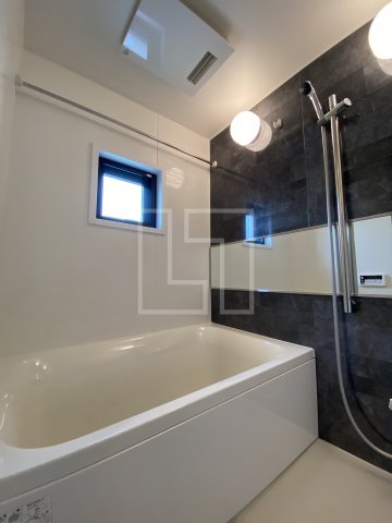 バス・シャワールーム　シーズンフラッツ阿波座　バスルーム