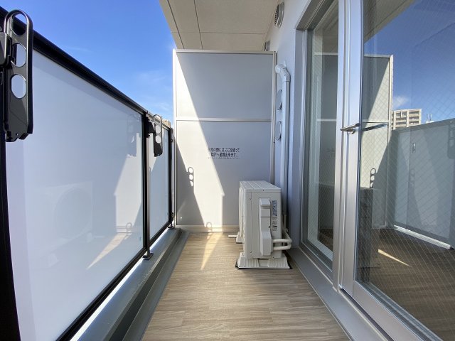 バルコニー　お洗濯にも便利なバルコニー付き