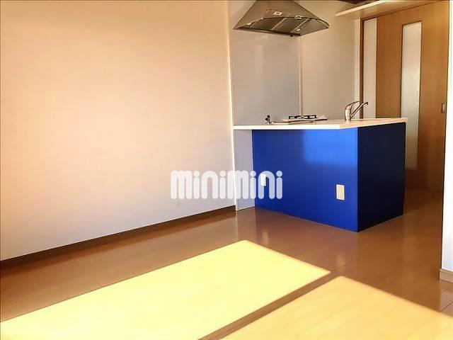 居室・リビング　７．９帖の洋間