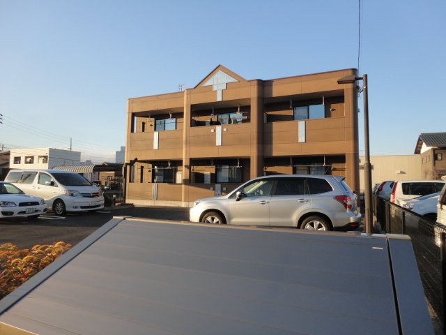 建物外観　外観写真（昼）