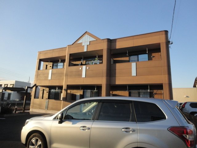 建物外観　外観写真（昼）