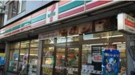 コンビニ　セブンイレブン墨田四ツ木橋南店（コンビニ）まで333m