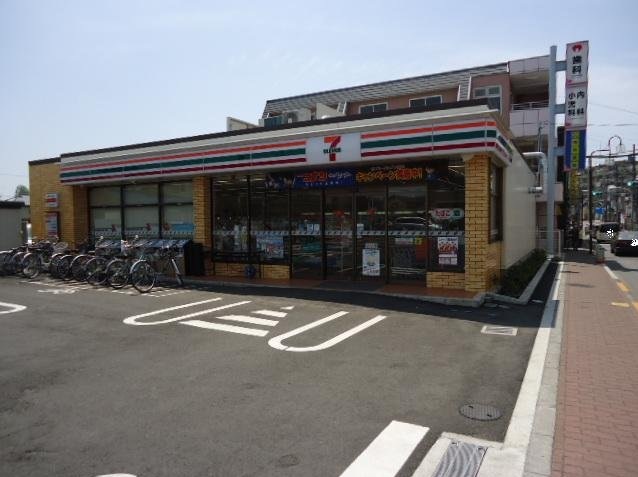 コンビニ　セブンイレブン国分寺東戸倉店（コンビニ）まで448m