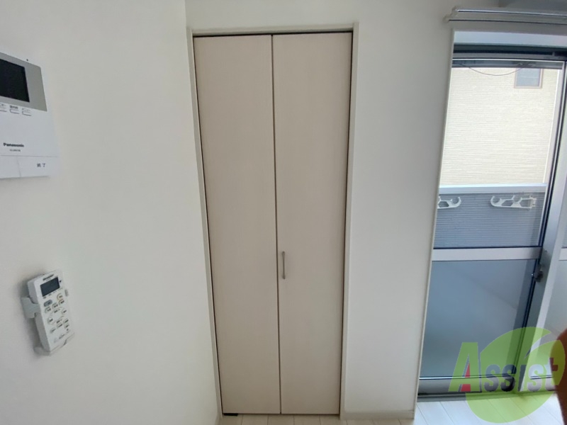 収納　収納はこちら。中の様子が気になりますね。。