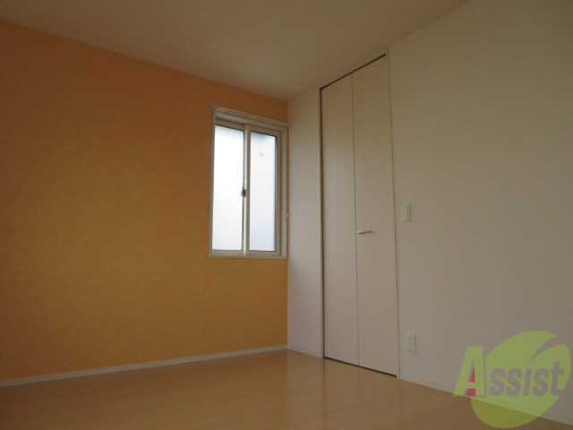 その他部屋・スペース　洋室の家具の配置を考えてみるのも楽しいですよ。