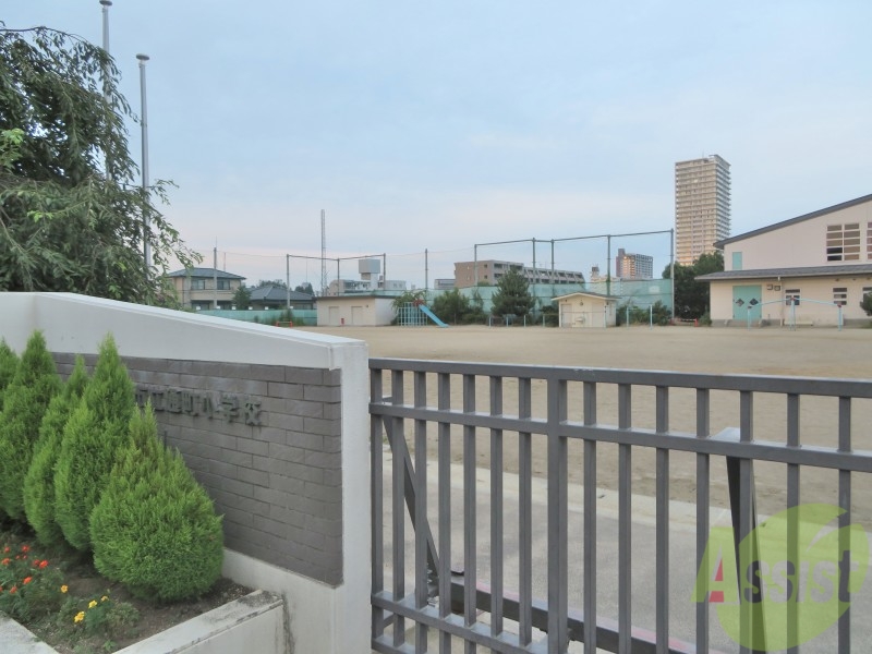 小学校　仙台市立通町小学校（小学校）まで983m