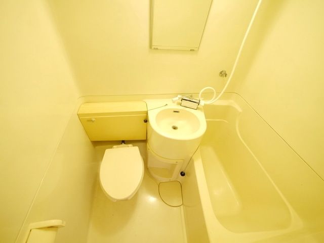 バス・シャワールーム　★お問い合わせはタウンハウジング聖蹟桜ヶ丘店まで★