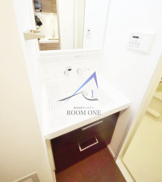 洗面設備　洗面台です。