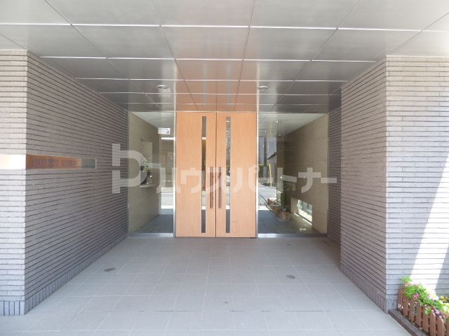 エントランス　エントランス