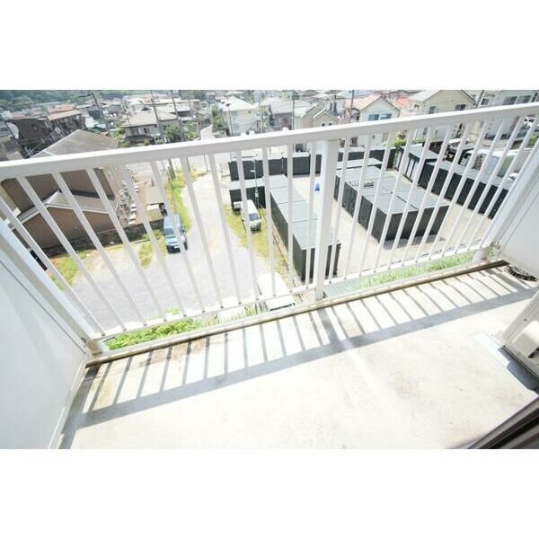 バルコニー　眺望の良いベランダ♪(同建物の別部屋の写真)